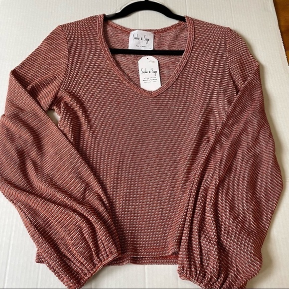 𝅺🎀 Sadie and Sage, rust striped long sleeved top, size S - Picture 3 of 8